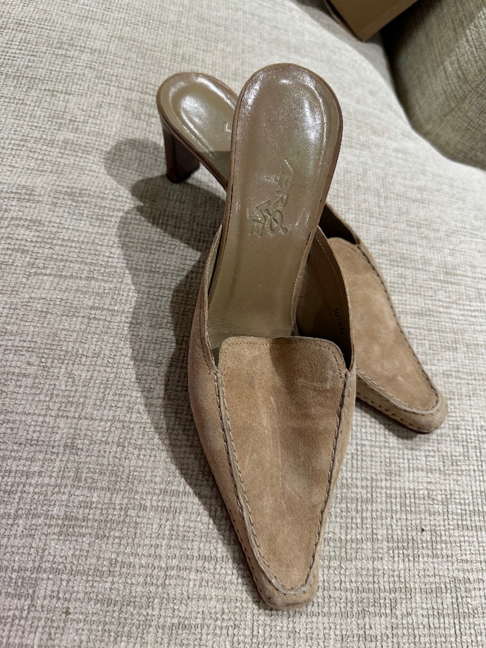 Donald J.Pliner mules